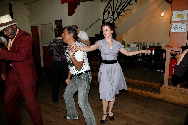 min 2006 11 21 latino 218